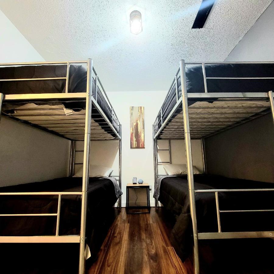 Hi-Tek-Duplex A-Two 75In 4K Led Villa Charleston Luaran gambar