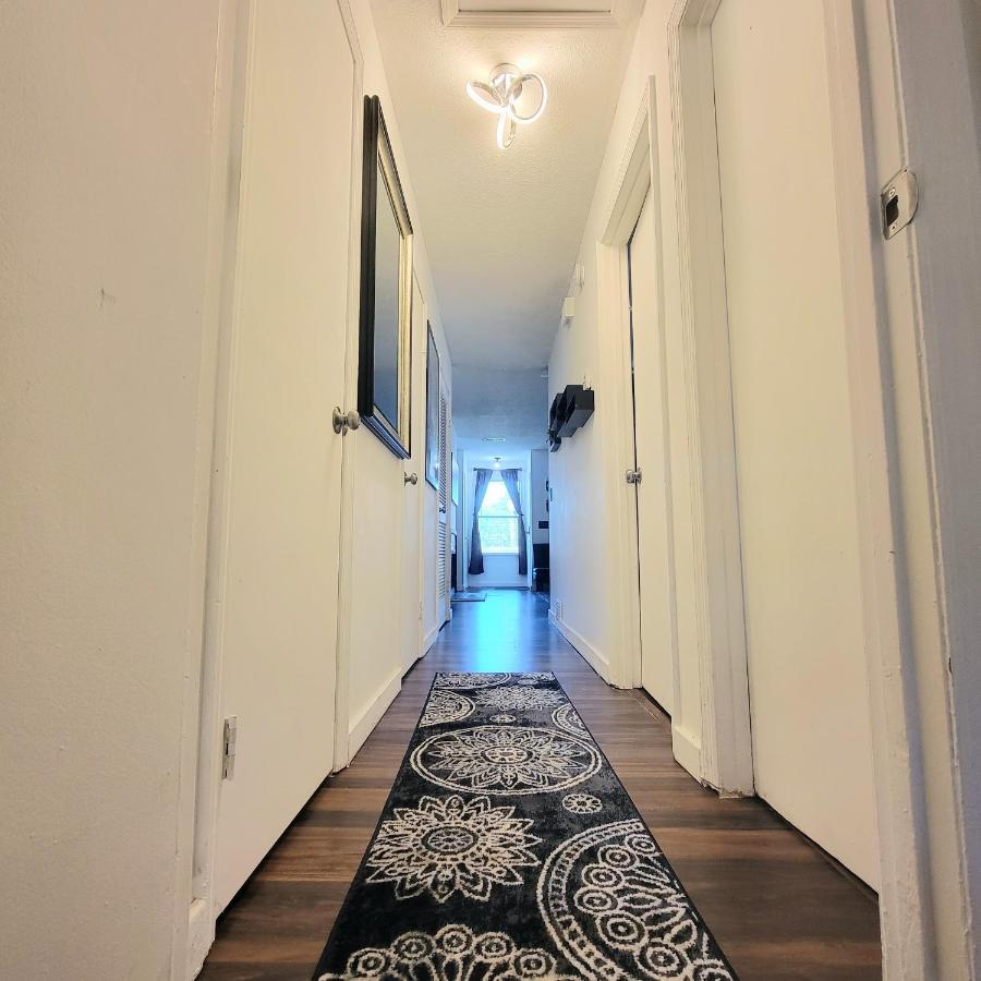 Hi-Tek-Duplex A-Two 75In 4K Led Villa Charleston Luaran gambar