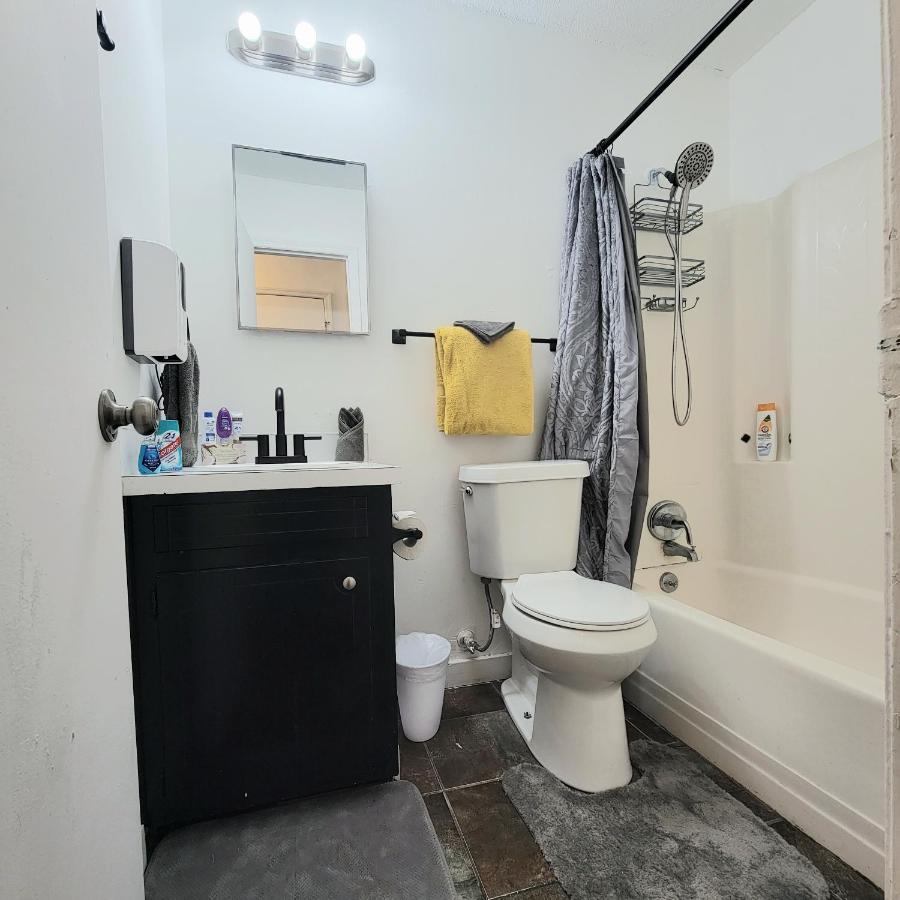 Hi-Tek-Duplex A-Two 75In 4K Led Villa Charleston Luaran gambar