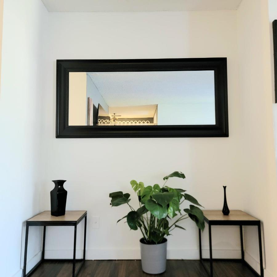 Hi-Tek-Duplex A-Two 75In 4K Led Villa Charleston Luaran gambar