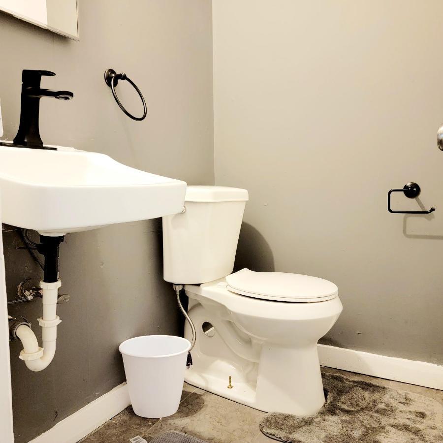 Hi-Tek-Duplex A-Two 75In 4K Led Villa Charleston Luaran gambar